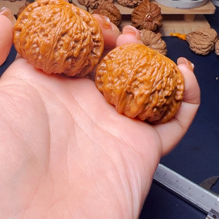 文玩核桃吊坠闷白44