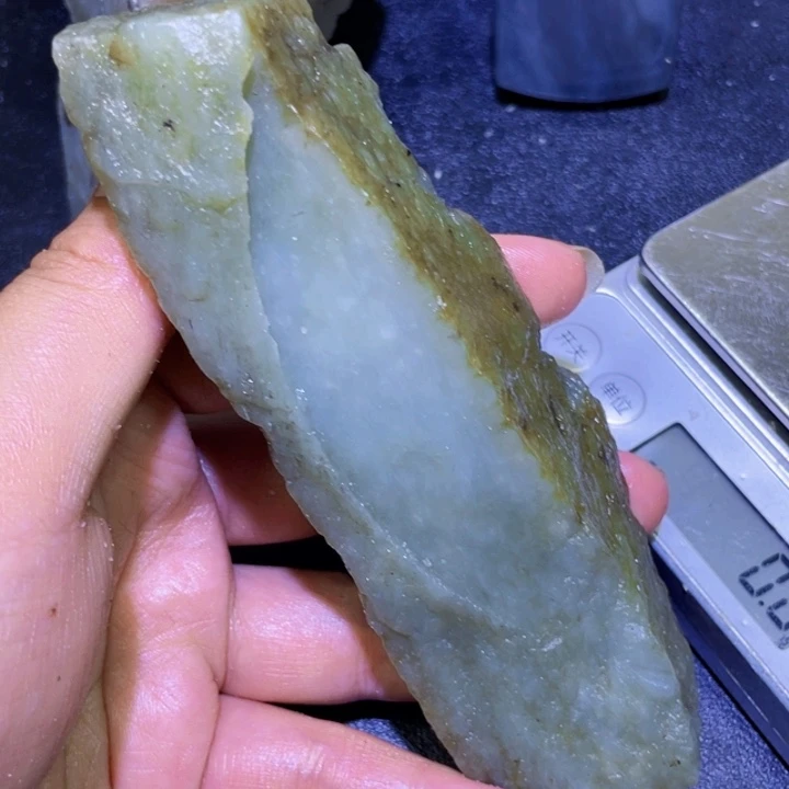 和田玉未镶嵌珠宝半成品