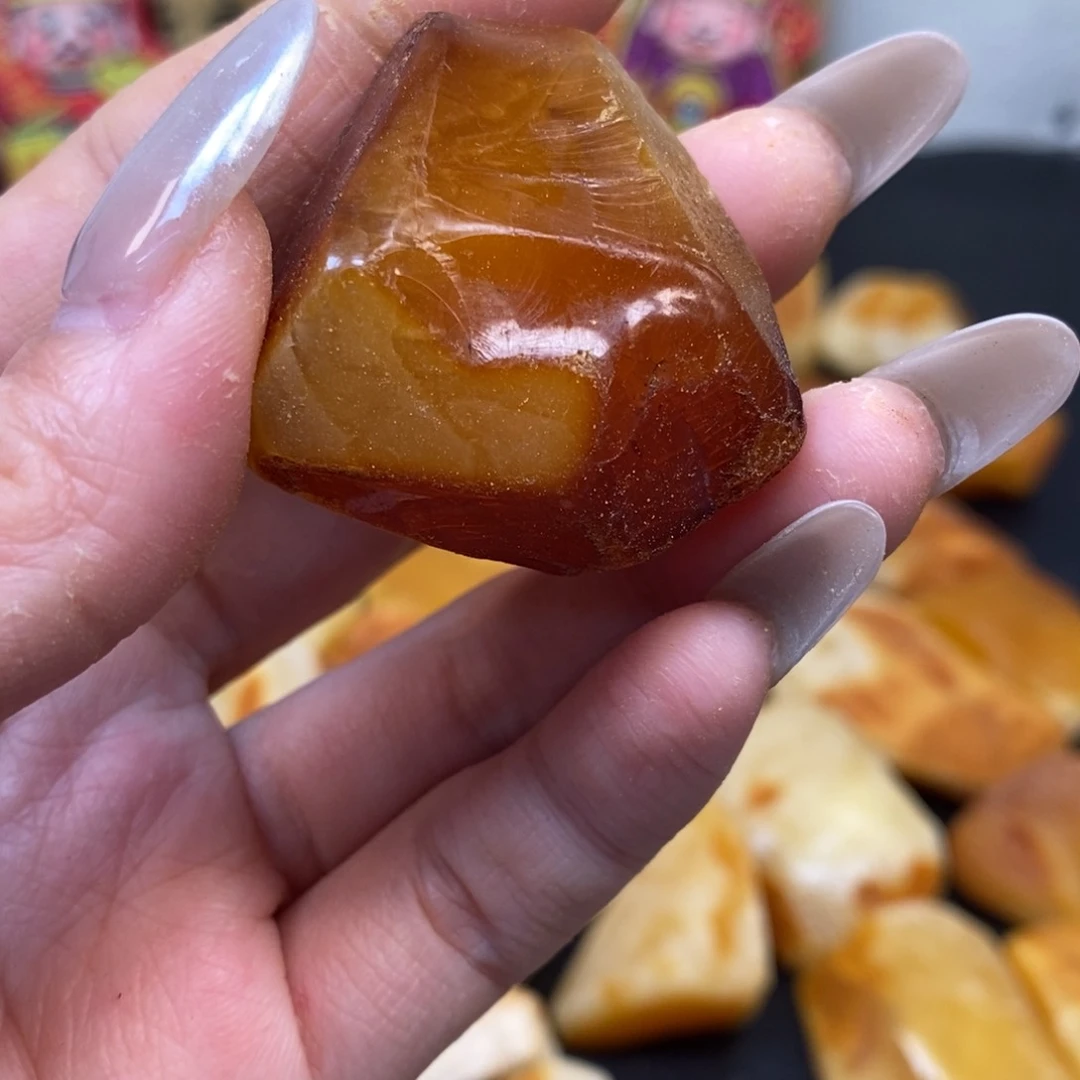 定制琥珀未镶嵌呼**哧天然蜜蜡原石加工不退不换