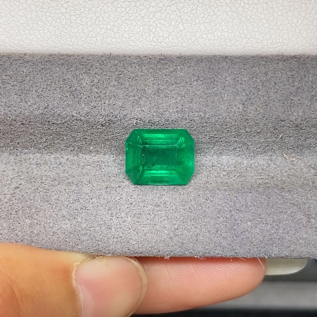 祖母绿裸石3.48克拉天然赞比亚沃顿祖母绿