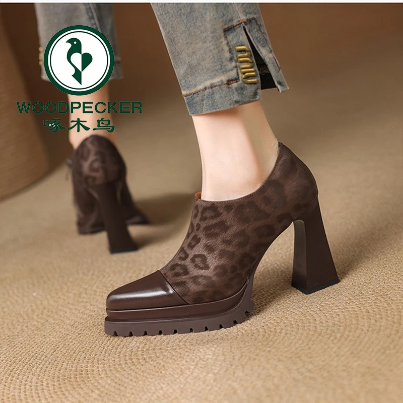 啄木鸟豹纹尖头单鞋2025年新款高级感侧拉链软皮防水台粗跟高跟鞋