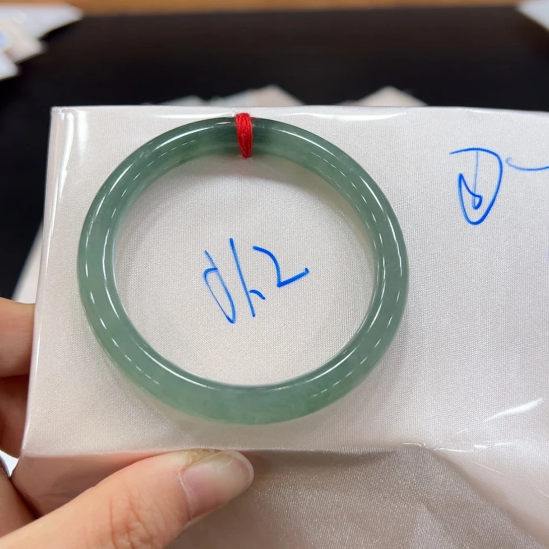 【闪购商品】翡翠手镯未镶嵌手镯