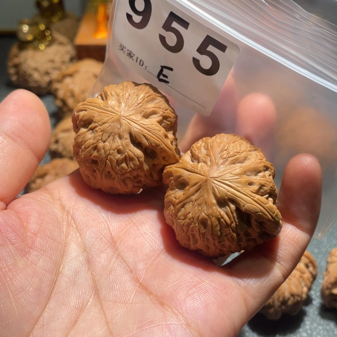宁***远文玩核桃把件铁锤