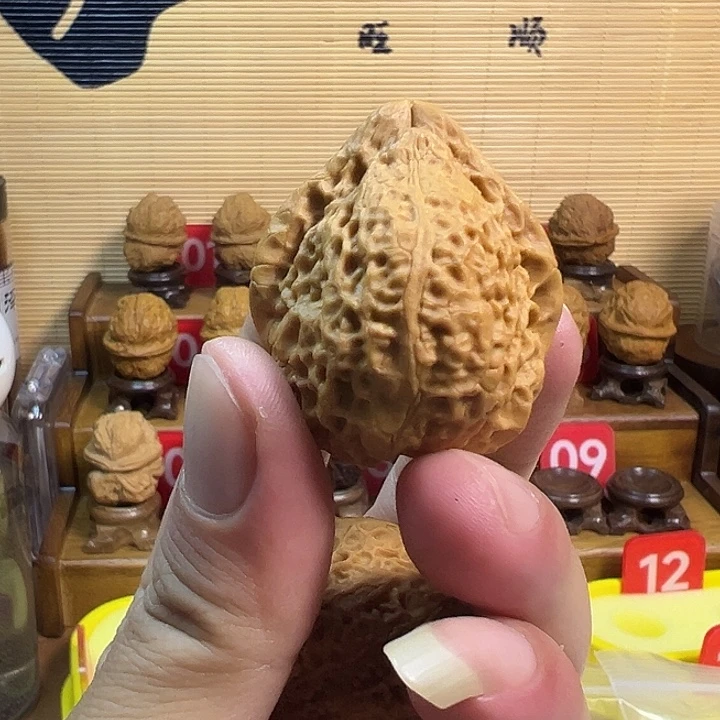 吊坠文玩核桃金嘴寿桃