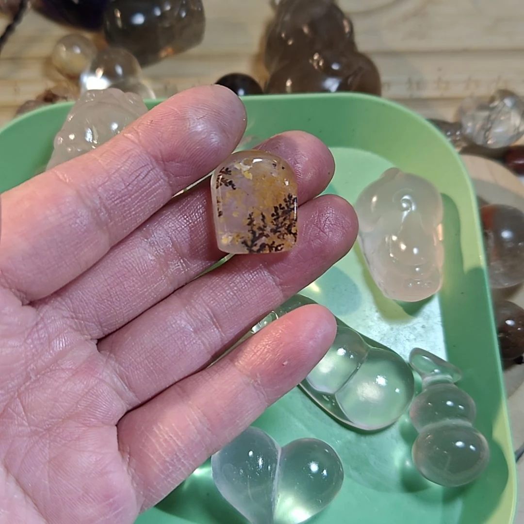 C***C水晶未镶嵌颈饰水晶