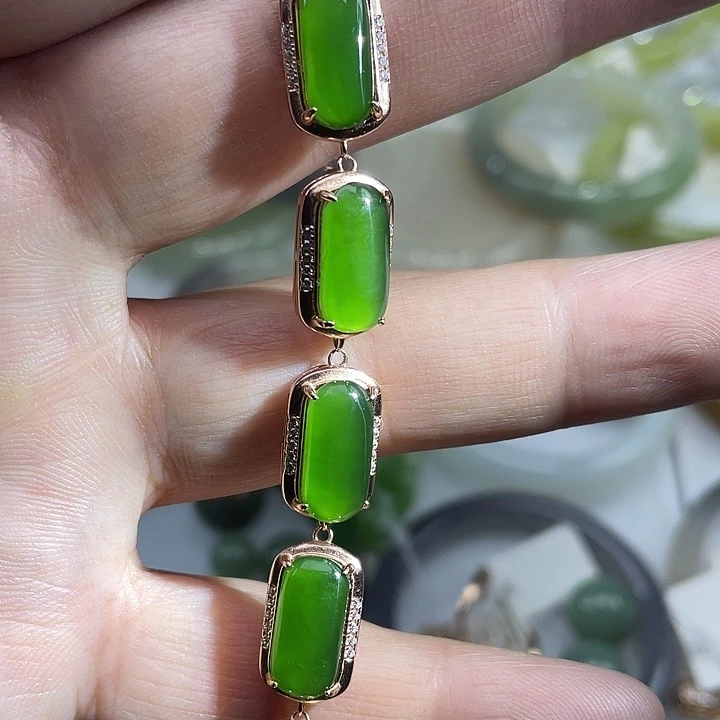 和田玉手串18K金镶嵌