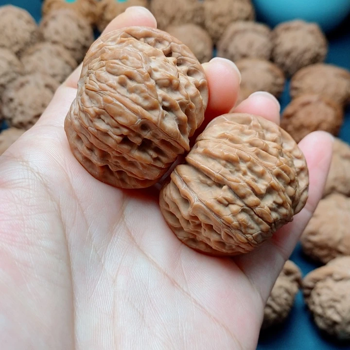 文玩核桃把件磨盘40全品