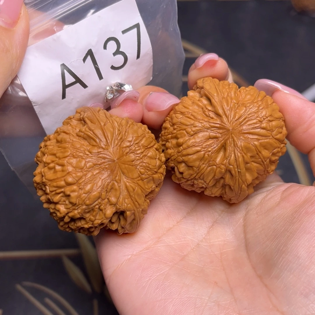 吊坠文玩核桃和尚头48