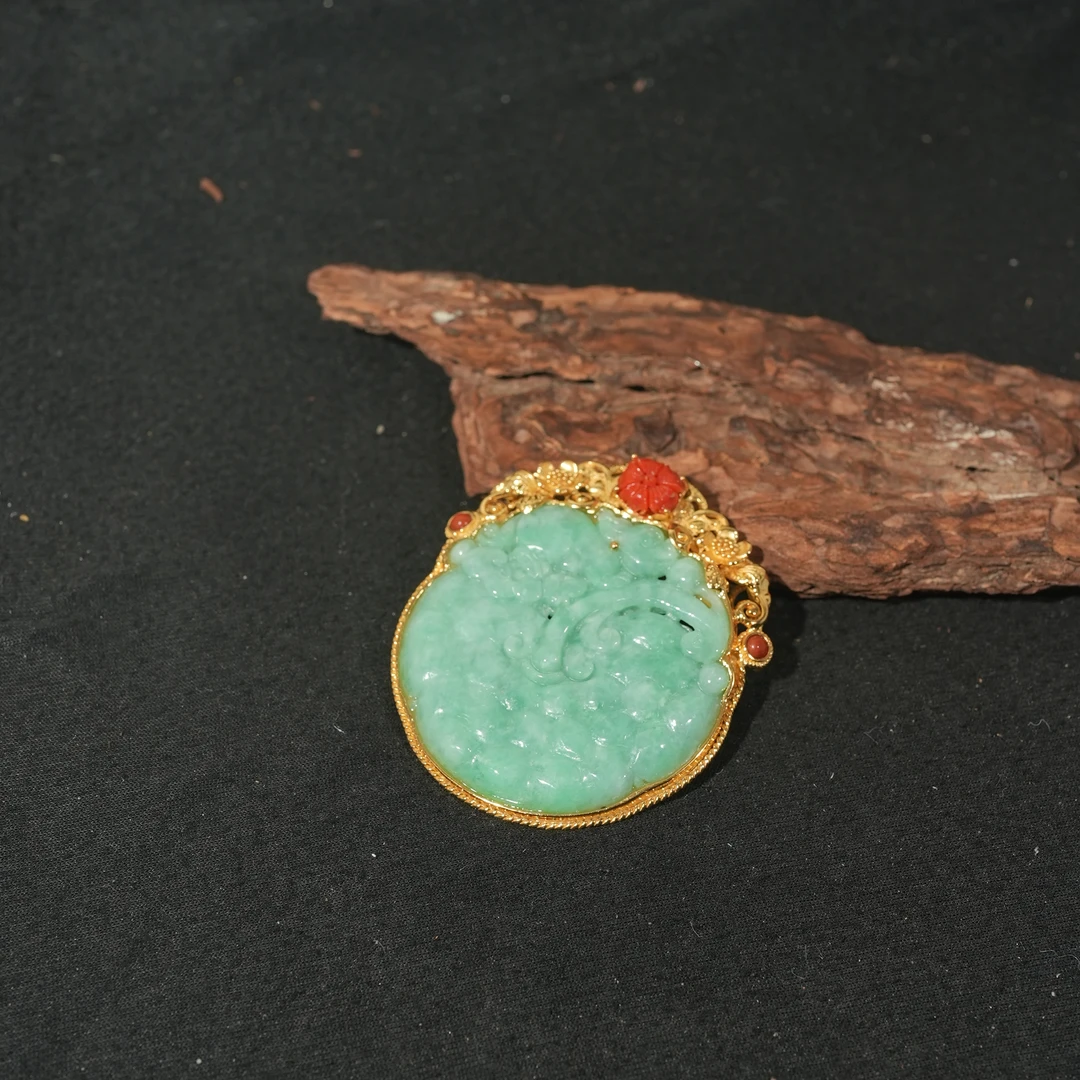 12.11香港王老板-翡翠吊坠5e718