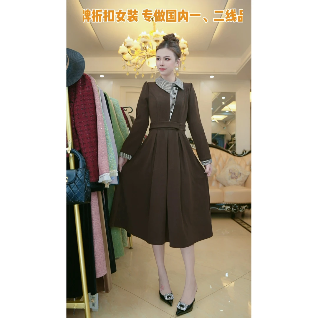 洋气2025连衣裙新款秋冬季遮肚子显瘦裙子8023