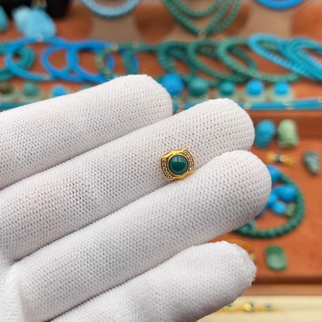 绿松石18K金镶嵌珠宝奇石