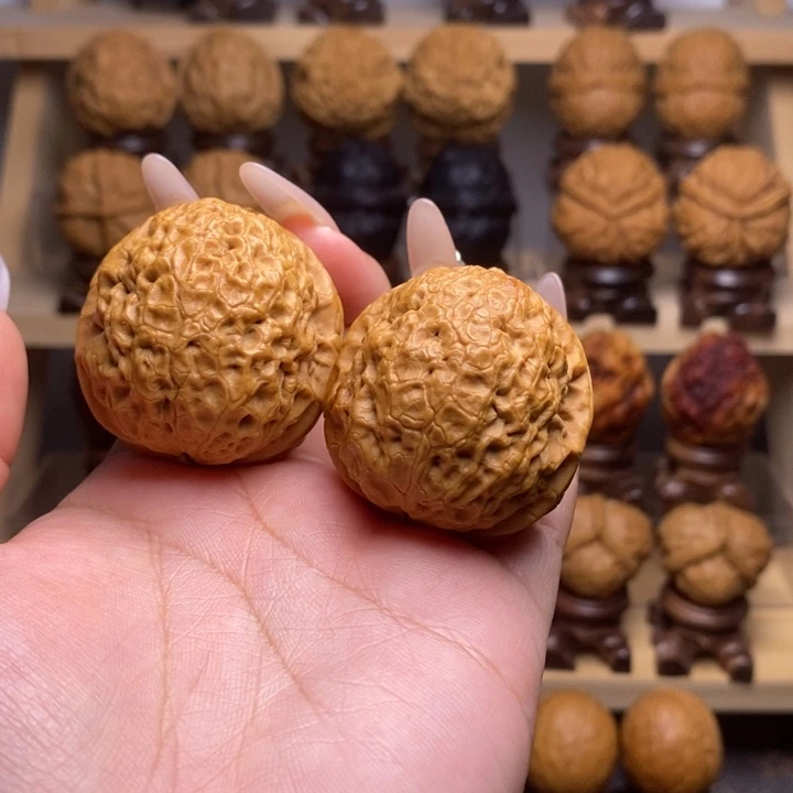 吊坠文玩核桃41龙鳞铁狮子Y31