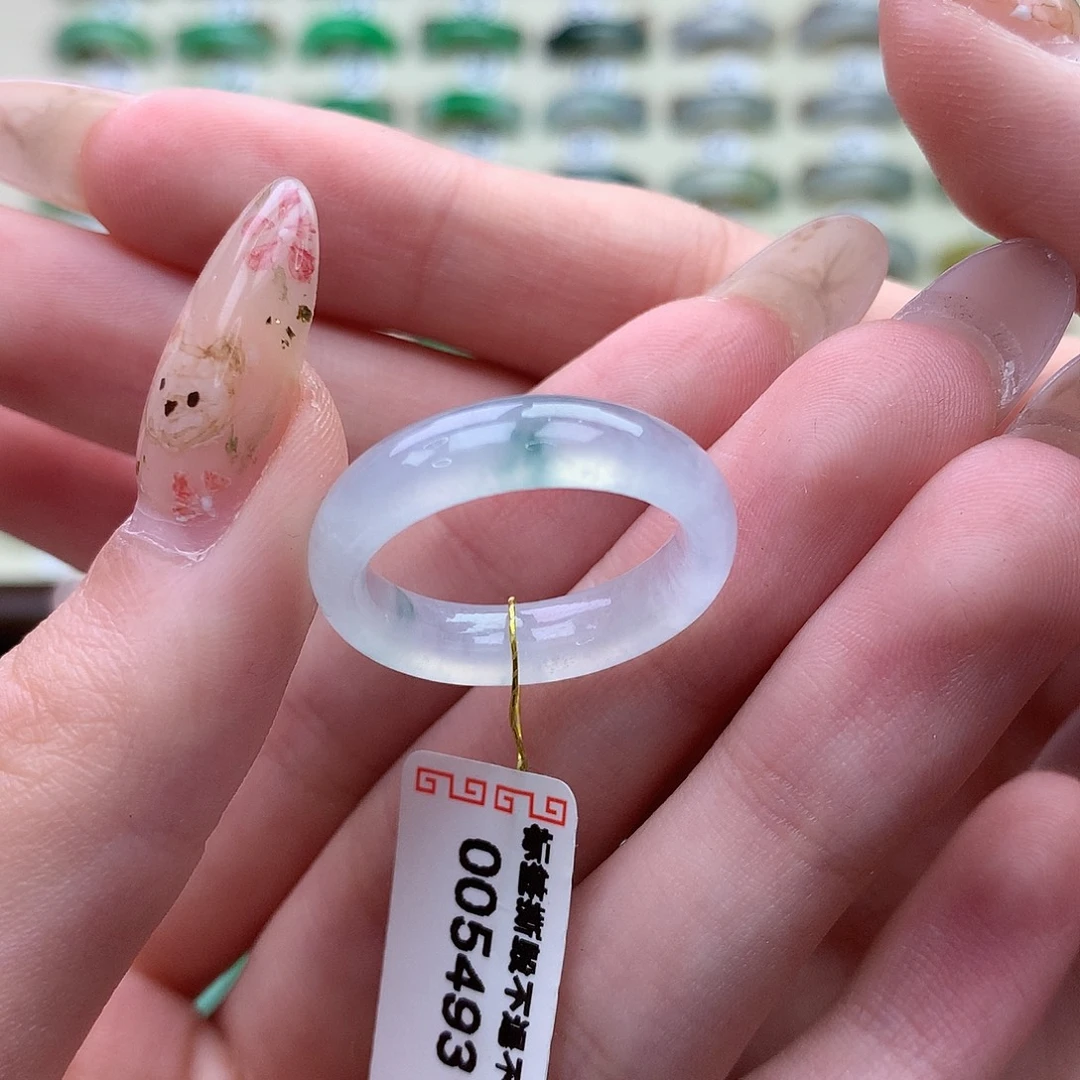 翡翠未镶嵌戒指港18