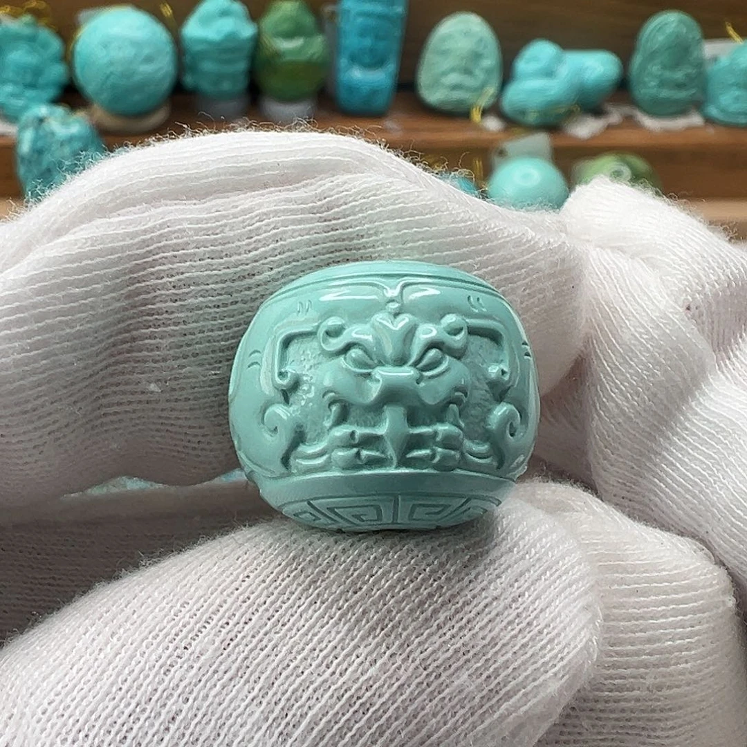 绿松石配饰未镶嵌