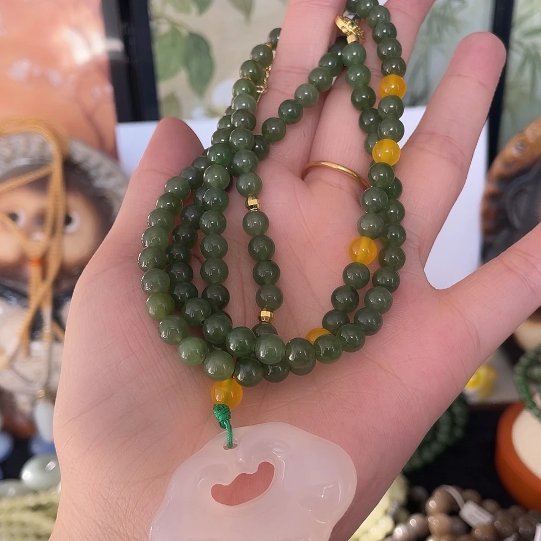 和田玉未镶嵌颈饰