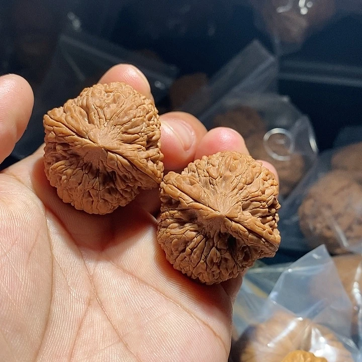 【闪购商品】文玩核桃吊坠清*蒜头
