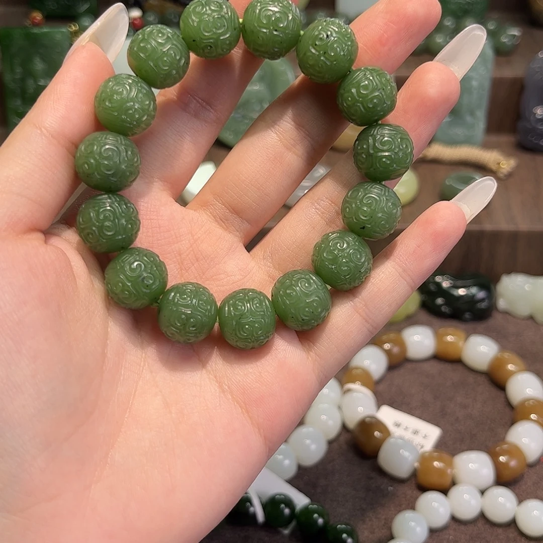 和田玉未镶嵌手串