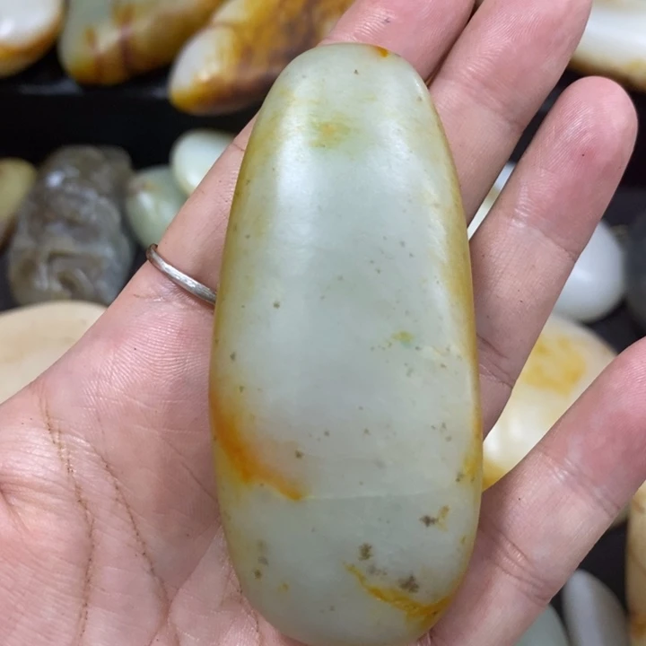 和田玉（糖玉）未镶嵌挂件