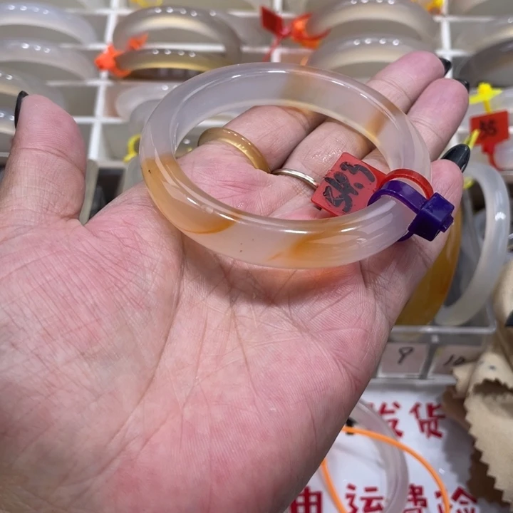 玛瑙/玉髓未镶嵌手镯