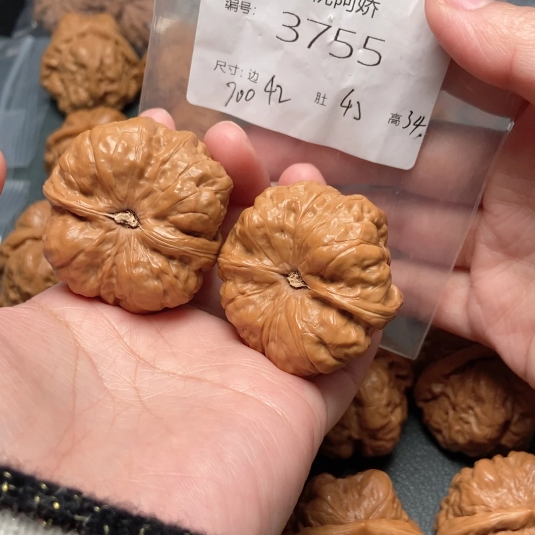 文玩核桃吊坠蛤蟆