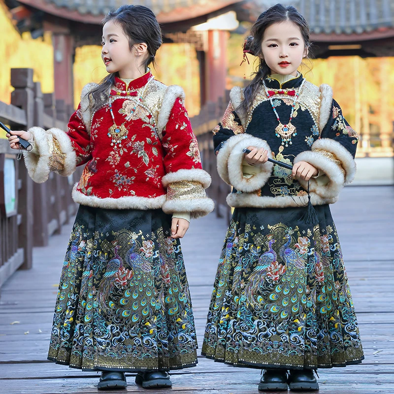 女童拜年服女孩国风汉服马面裙套装冬装2025新款儿童喜庆过年衣服