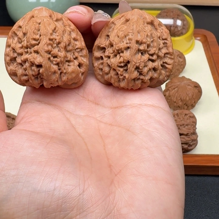 文玩核桃把件南将品40全品三角