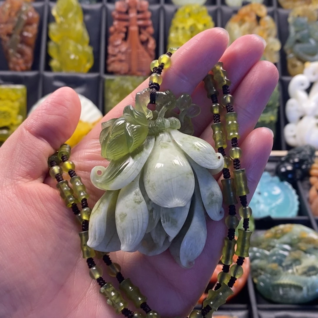 蛇纹石玉合金颈饰