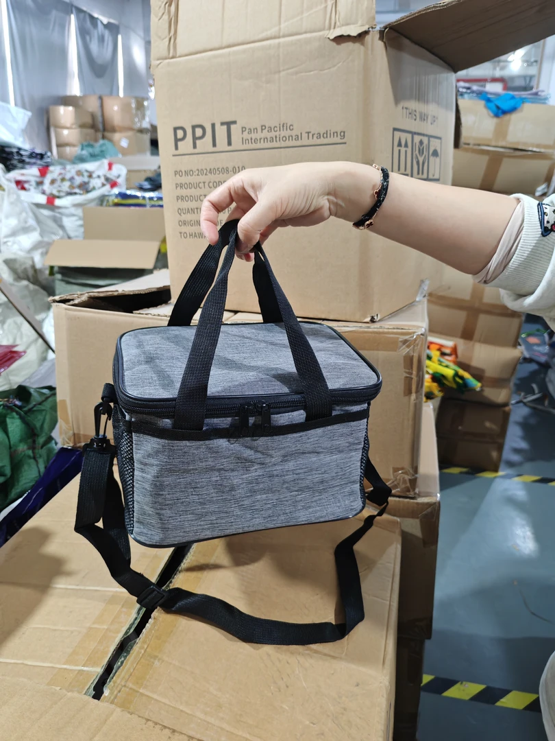 外贸原单牛津布防水斜挎手提保温便当包带饭包25*18*14cm