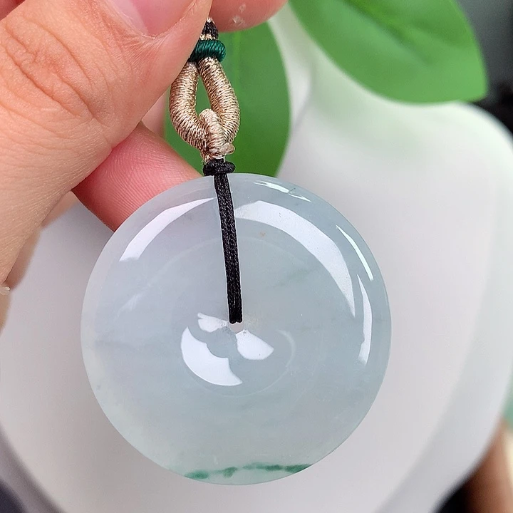 翡翠未镶嵌颈饰平安扣 35.7x5.8mm