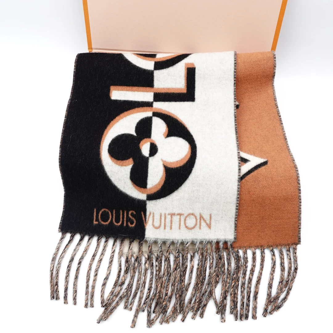 95新 LouisVuitton/路易威登 围巾T10224895
