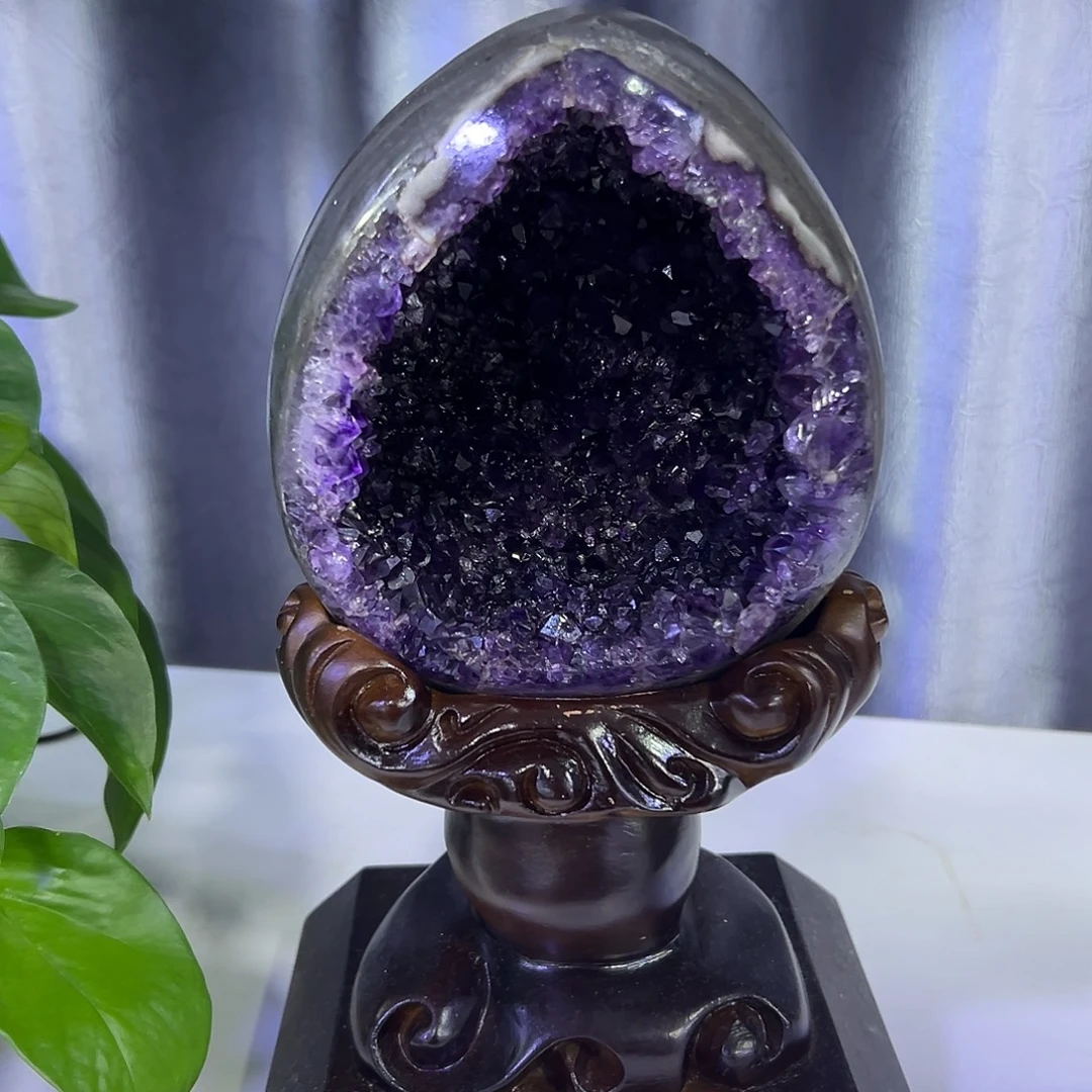 张***未镶嵌大型摆件（非配饰）紫晶