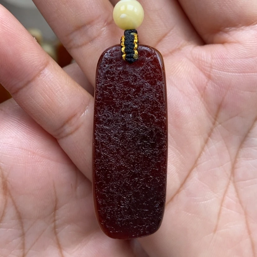 【闪购商品】琥珀颈饰未镶嵌