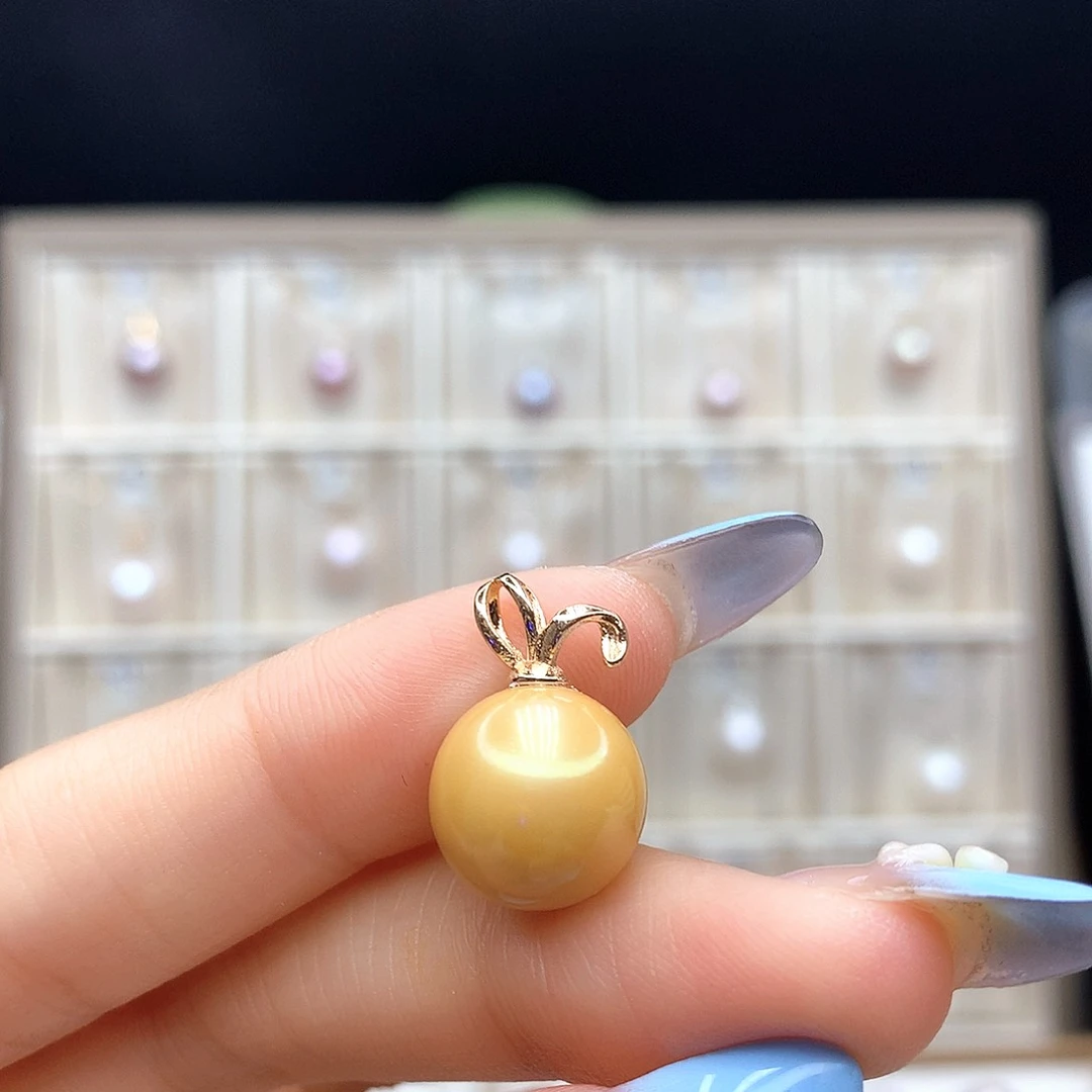 淡水珍珠合金颈饰