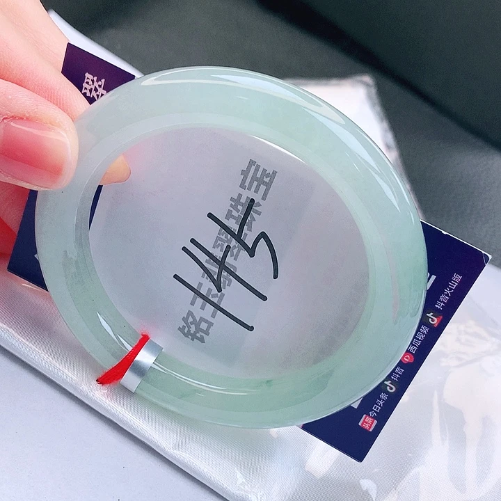 翡翠未镶嵌手镯缅甸天然a货翡翠手镯