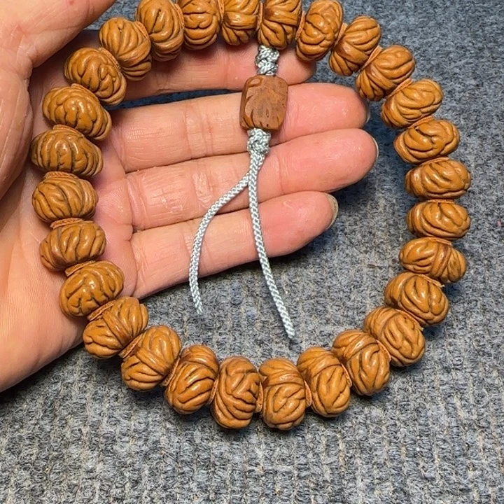 用***6全陈化老料把件串