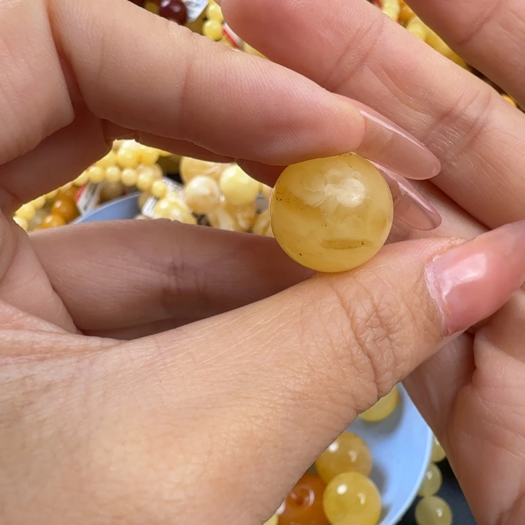 琥珀未镶嵌珠宝奇石
