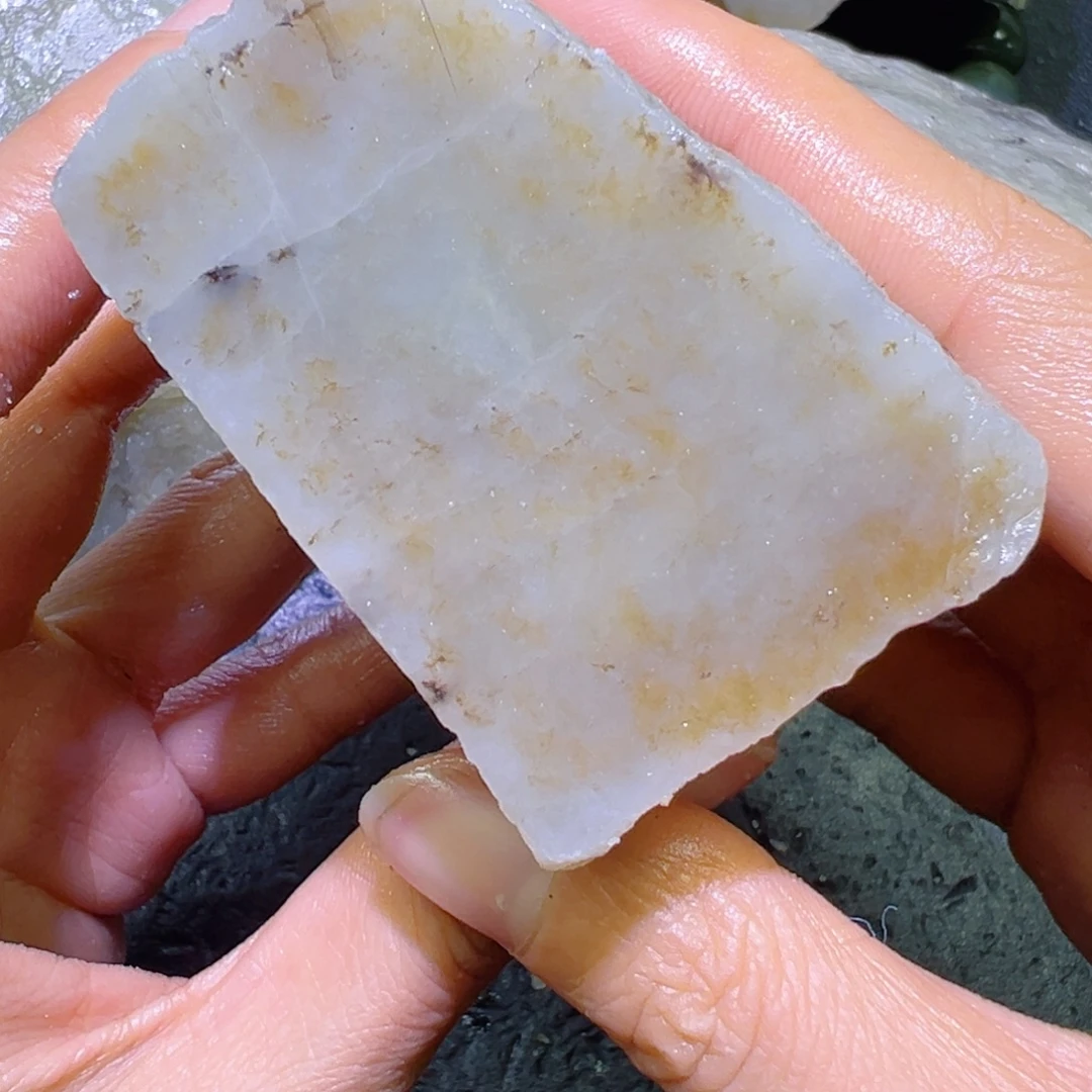 和田玉未镶嵌珠宝半成品