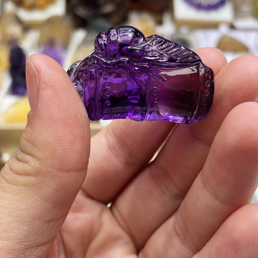 颈饰未镶嵌水晶吊坠