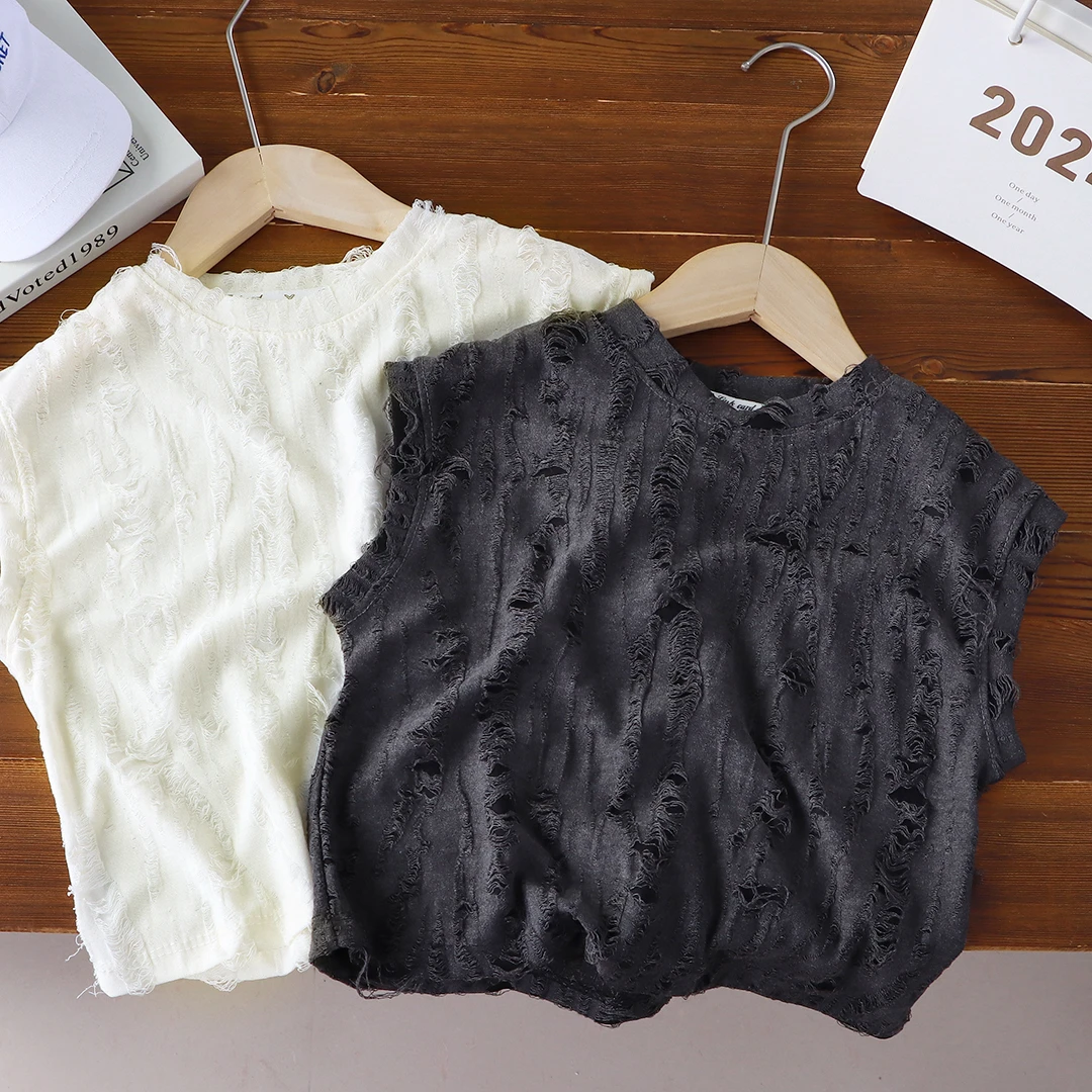 男童背心2024新款夏季破洞透气时髦男孩无袖坎肩