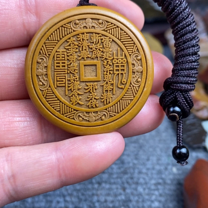 【闪购商品】原石雕刻手把件