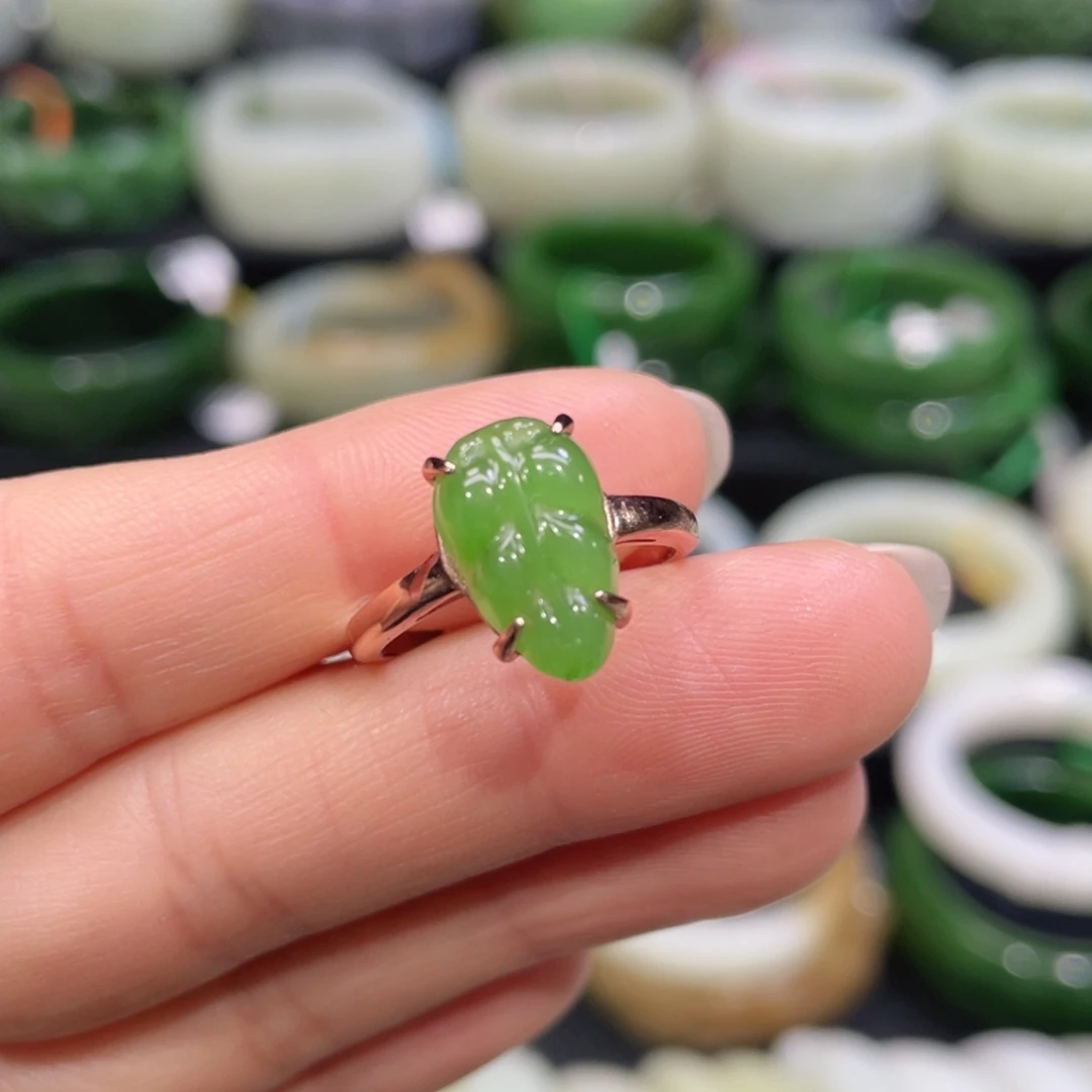 银S925镶嵌戒指和田玉