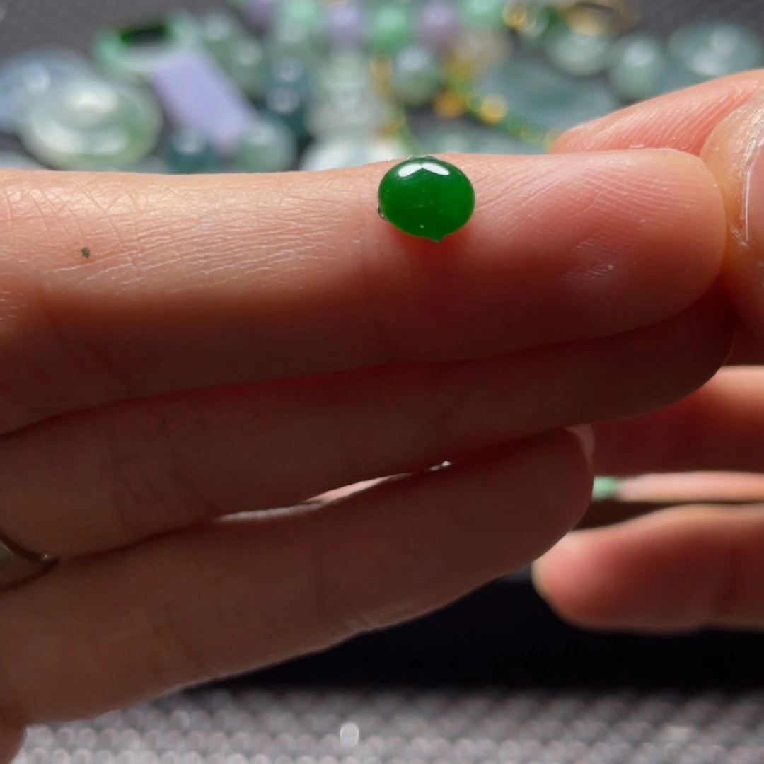 疯***瓜翡翠未镶嵌颈饰翡翠