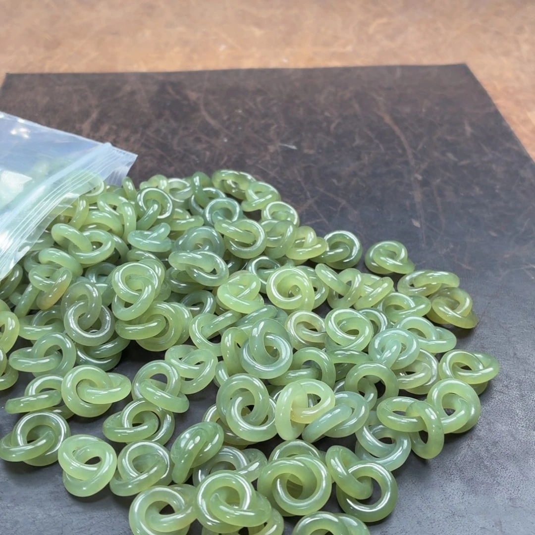 和田玉未镶嵌颈饰多样性发货拍一发一