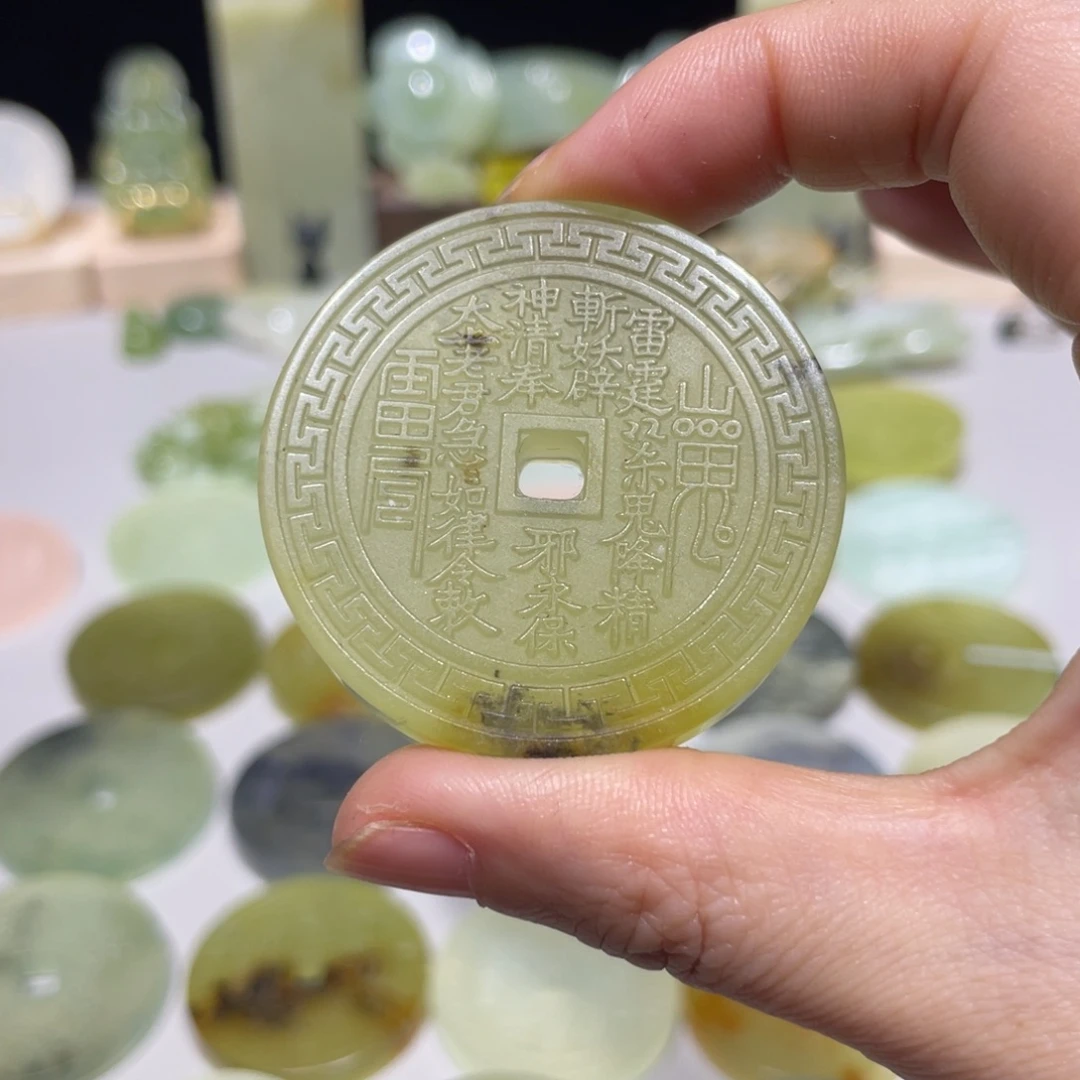 岫玉未镶嵌颈饰18