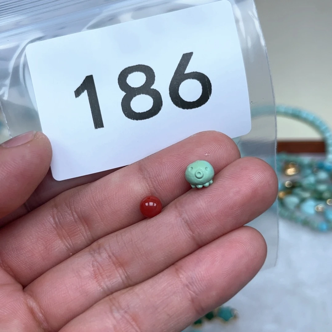 南红玛瑙未镶嵌珠宝奇石