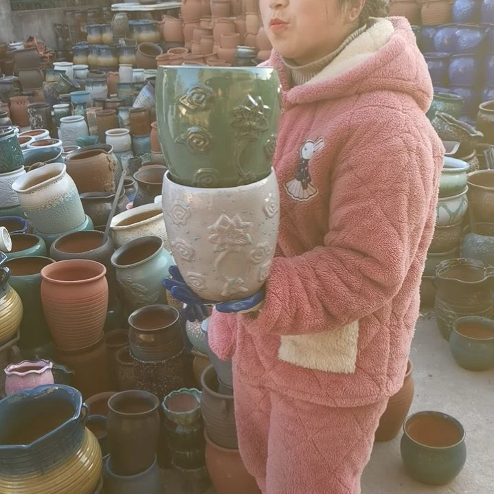 红陶口17高20瑕疵两