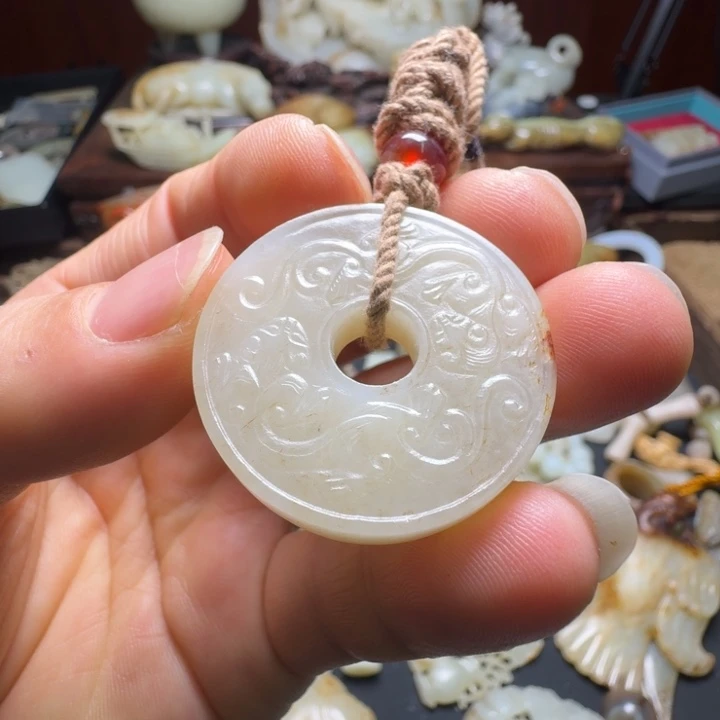 和田玉未镶嵌挂件
