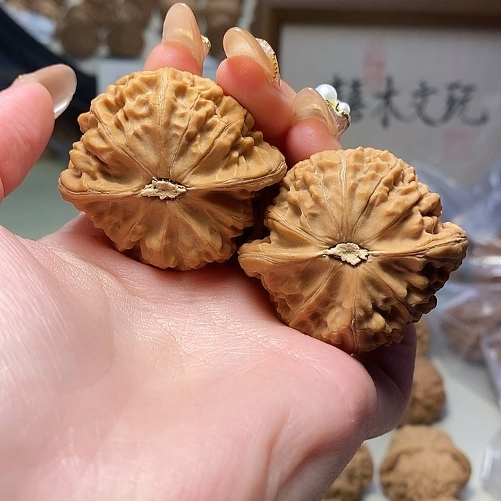 吊坠文玩核桃128宫灯