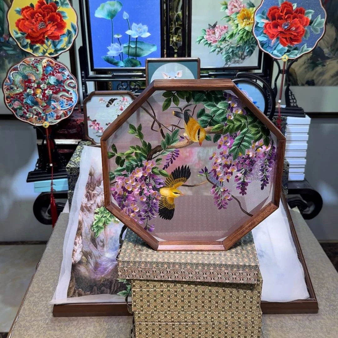 刺绣刺绣工艺精湛