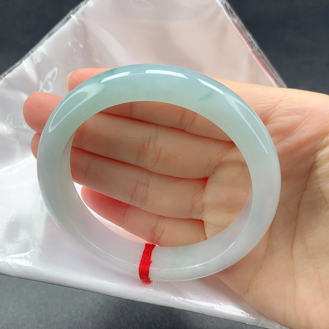 未镶嵌手镯翡翠（31号）